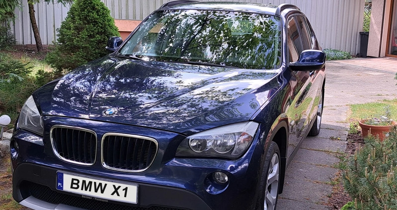 BMW X1 cena 33500 przebieg: 265000, rok produkcji 2011 z Koszalin małe 79